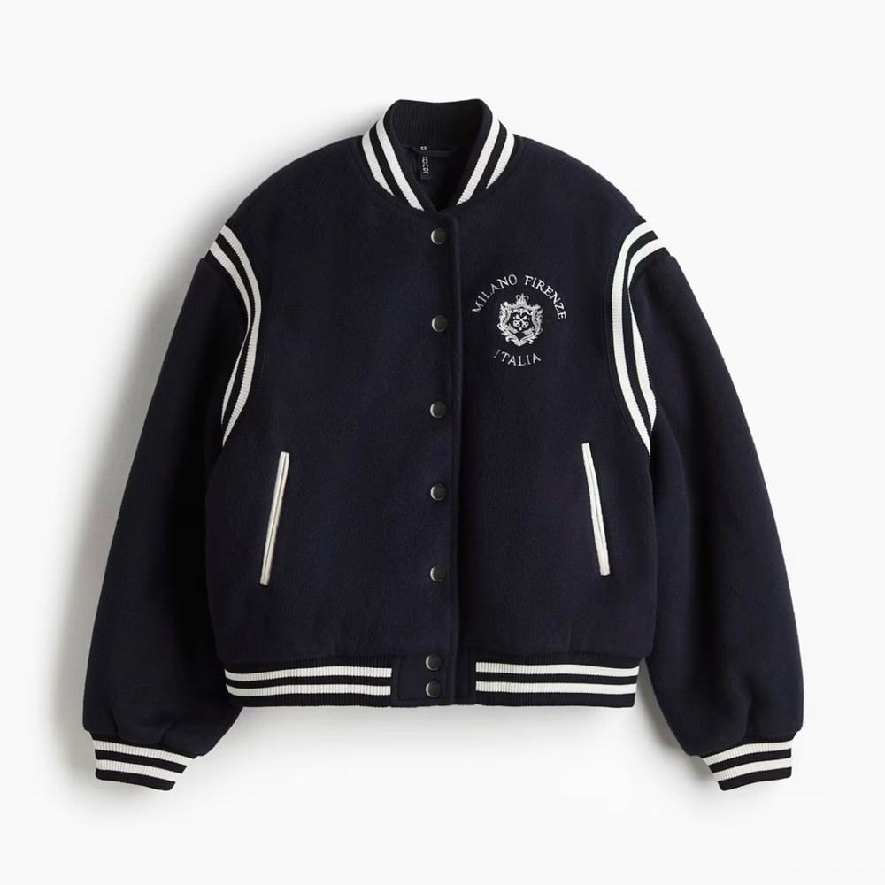 Baseball jacket 💙⚾️ - Picture 2 of 3